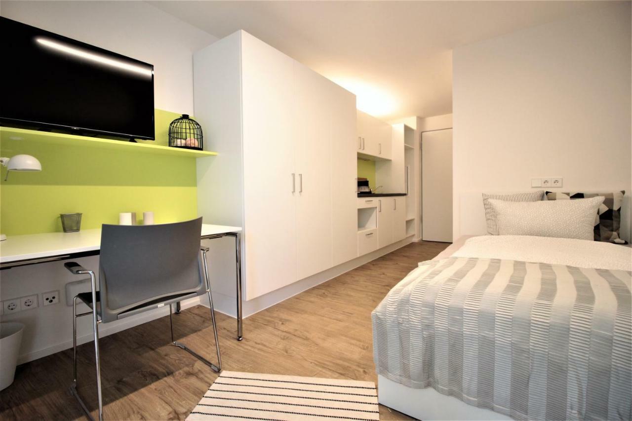 Studio Apartment - Balcony, Netflix, University Hospital Proximity Würzburg Eksteriør billede
