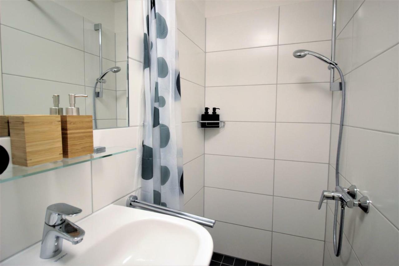 Studio Apartment - Balcony, Netflix, University Hospital Proximity Würzburg Eksteriør billede