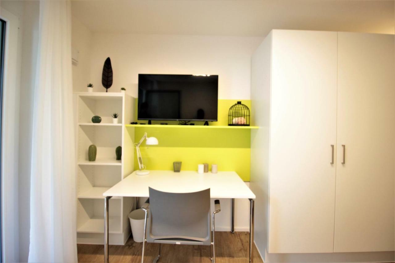 Studio Apartment - Balcony, Netflix, University Hospital Proximity Würzburg Eksteriør billede